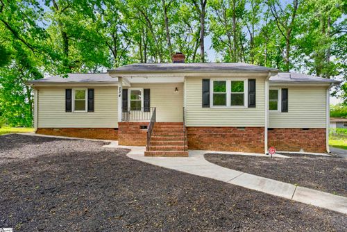 234 Greencreek Drive, Spartanburg, SC, 29301-2506 | Card Image