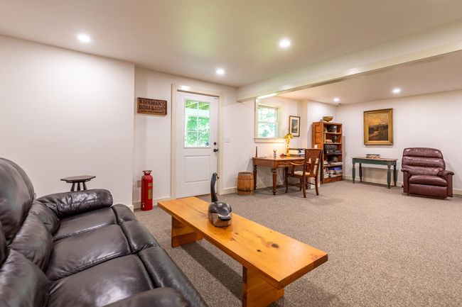 105 Hounds Hill Ln, House other with 3 bedrooms, 2 bathrooms and null parking in Wallingford VT | Image 18