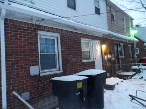 19985 Meyers Rd, Detroit, MI, 48235-1105 | Card Image