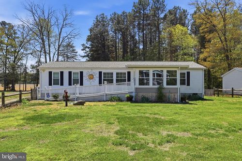 15400 Forsythia Dr, Georgetown, DE, 19947-3653 | Card Image