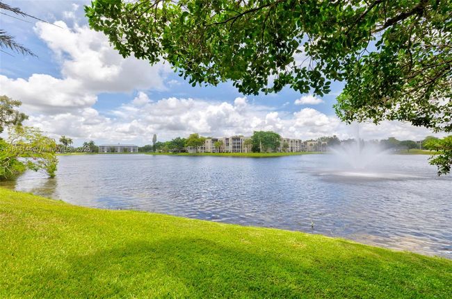 APT-101 - 9510 Seagrape Dr, Condo with 3 bedrooms, 2 bathrooms and null parking in Davie FL | Image 58