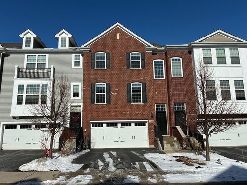 2534 Huntleigh Ln, Woodridge, IL, 60517-2829 | Card Image