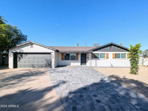 121 N Flint Cir, Mesa, AZ, 85201-6116 | Card Image