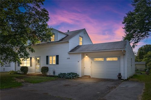 529 Fetzner Rd, Greece, NY, 14626-2066 | Card Image