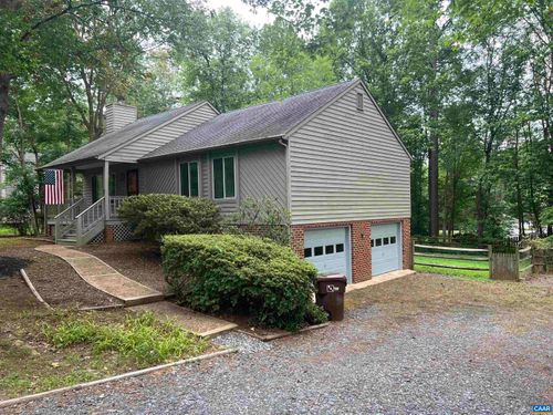 7 Englewood Dr, PALMYRA, VA, 22963-3022 | Card Image