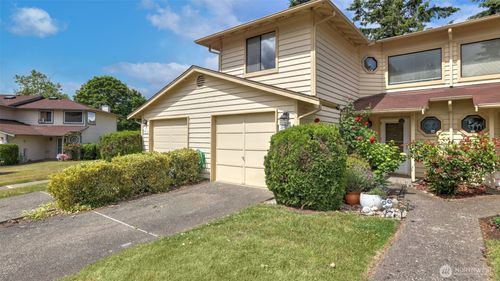 48b-24931 109th Pl Se, Kent, WA, 98030-9201 | Card Image