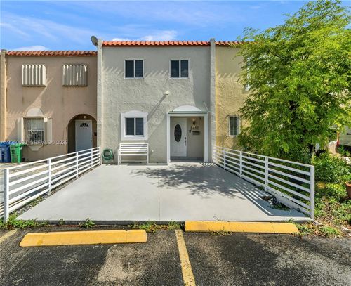 na-5452 Nw 169th Ter, Miami Gardens, FL, 33055-3931 | Card Image