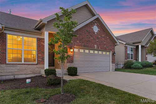 16139 Amber Vista Dr, Ellisville, MO, 63021-5979 | Card Image