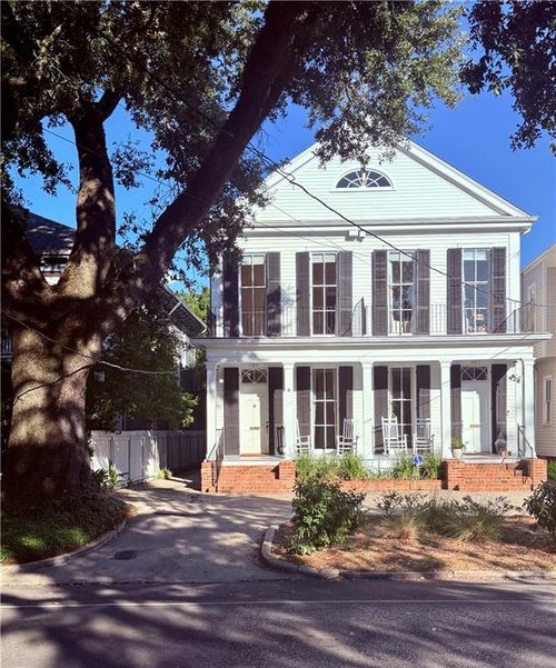 929 Nashville Ave, New Orleans, LA, 70115-3207 | Card Image