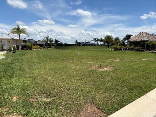2884 Wood Duck Dr, POLK CITY, FL, 33868-5317 | Card Image