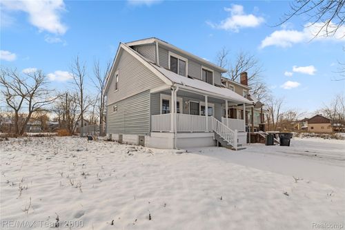 157 W Nevada St, Highland Park, MI, 48203-5221 | Card Image