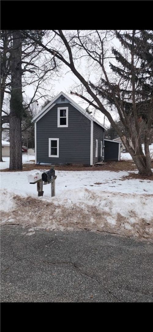 2222 4th Street E, Menomonie, WI, 54751 | Card Image