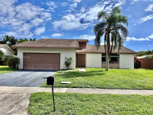 880 Nw 49th Ave, Coconut Creek, FL, 33063-4625 | Card Image
