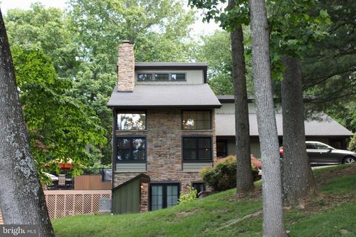 r-25 Oak Tree Hollow Rd, WEST CHESTER, PA, 19382-8339 | Card Image