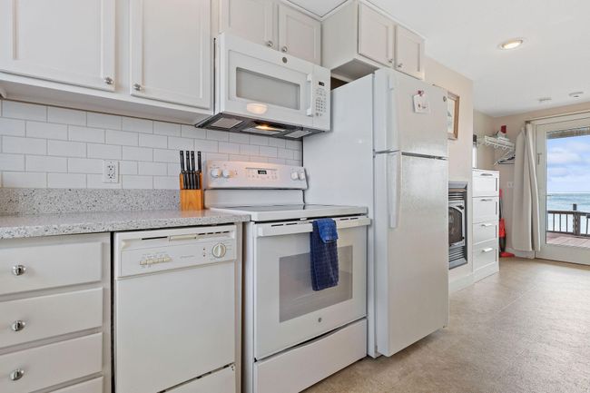 496ShoreRdU10-27 | Image 12