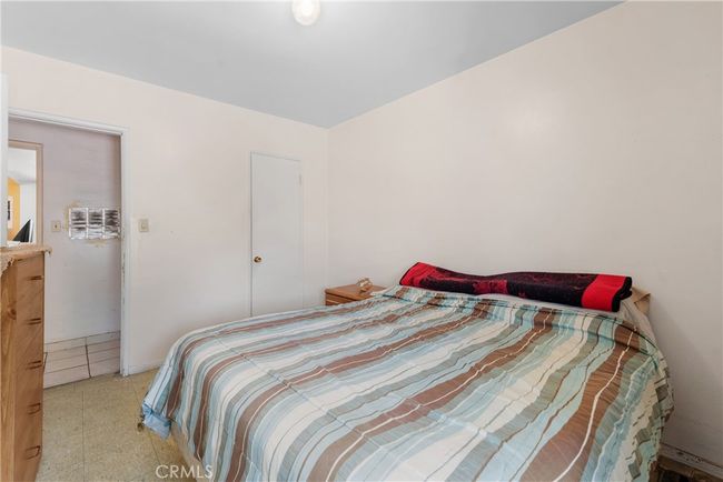 11909 Lowemont St, House other with 2 bedrooms, 1 bathrooms and 2 parking in Norwalk CA | Image 14