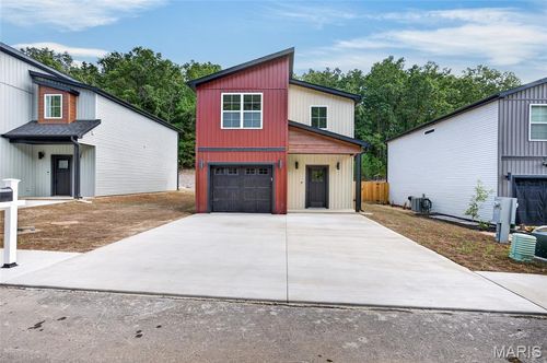 575 Russell Dr, Waynesville, MO, 65583-3736 | Card Image