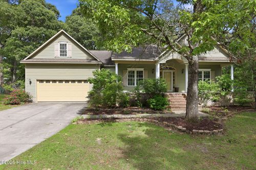 104 Ferret Run Ln, New Bern, NC, 28562-9111 | Card Image