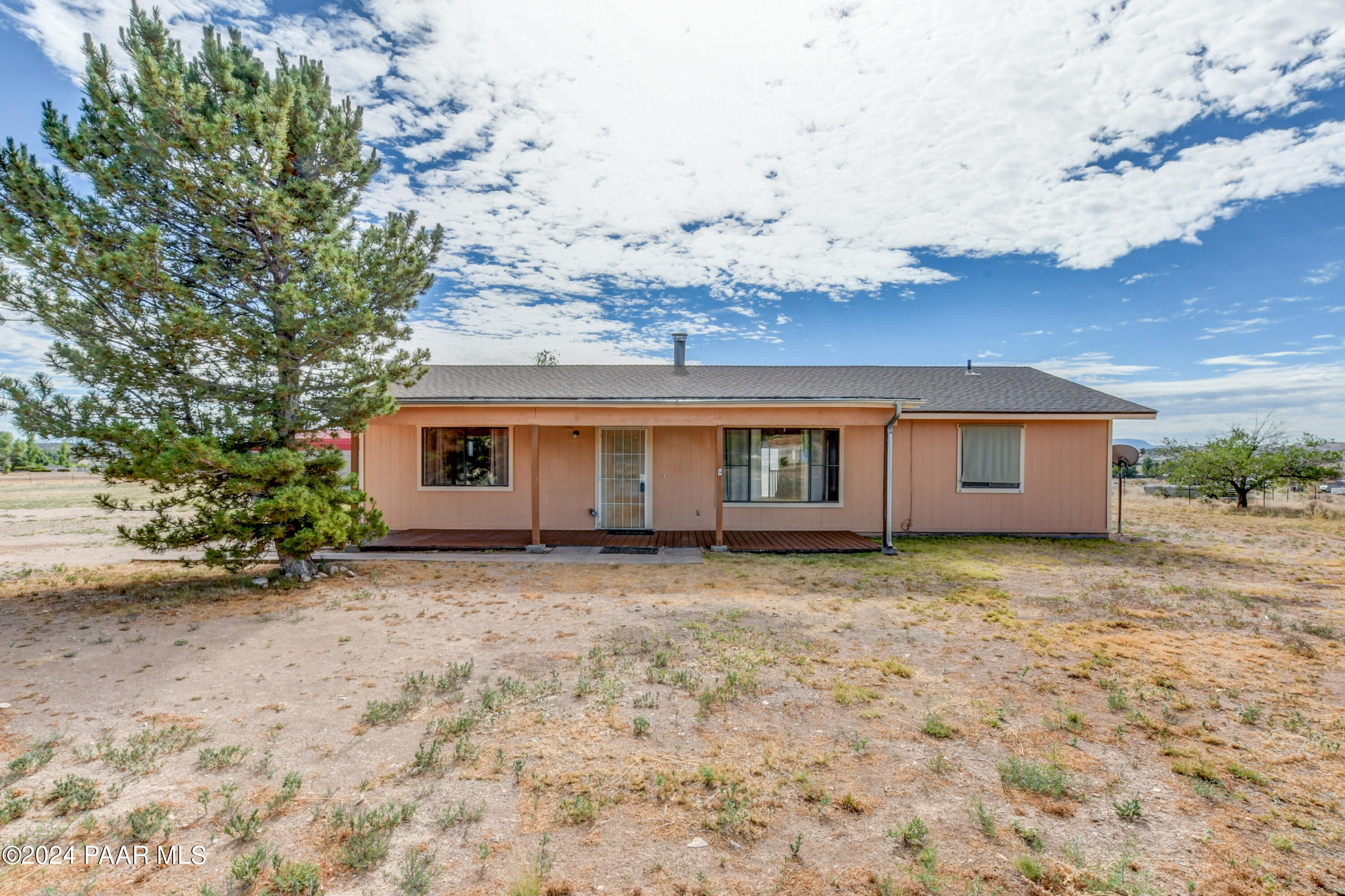Triple J Ln, Paulden, AZ 86334