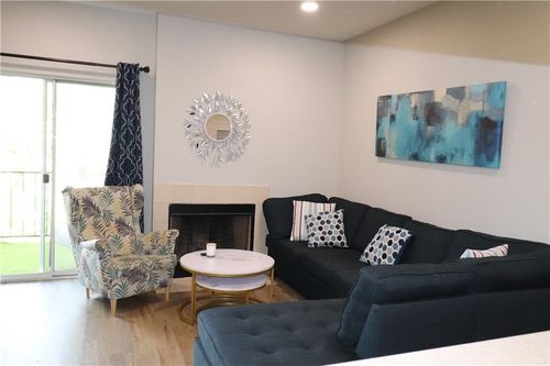 353-12166 Metric Blvd, Austin, TX, 78758-8659 | Card Image