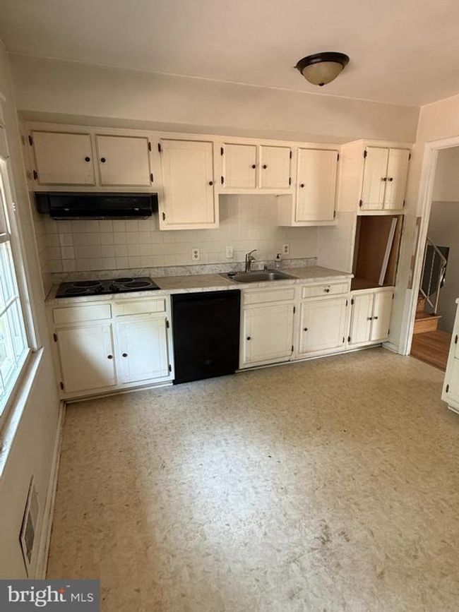 7400 Roxbury Ave, House other with 3 bedrooms, 3 bathrooms and null parking in MANASSAS VA | Image 7