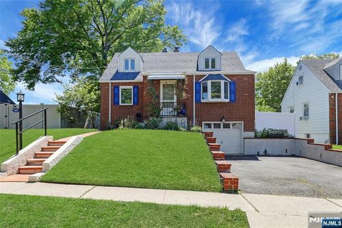 365 Marvin Ave, Hackensack, NJ, 07601-1824 | Card Image