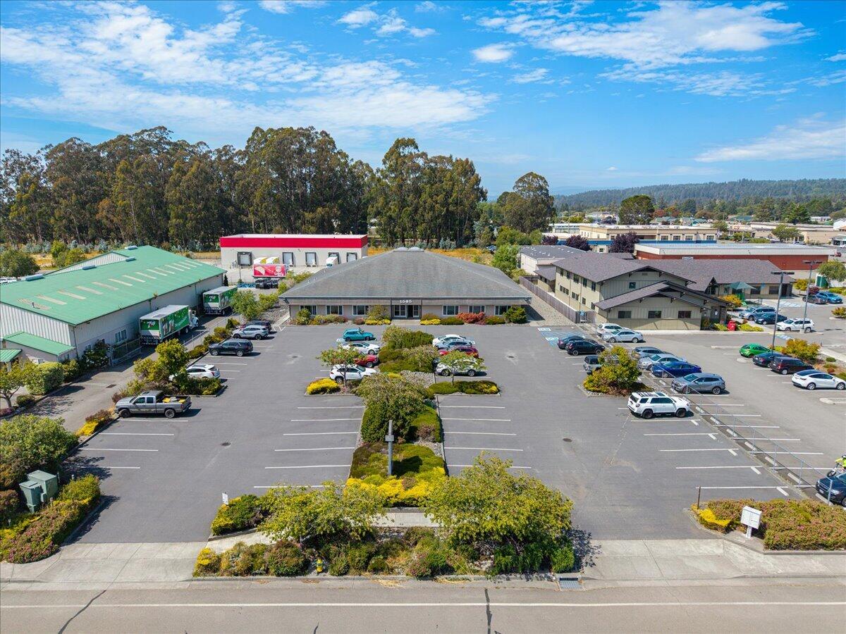 Commercial Sale in McKinleyville 4