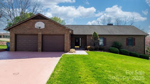 3730 Club House Dr Ne, Conover, NC, 28613-9456 | Card Image