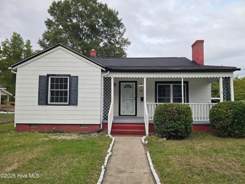 607 E 9th St, Scotland Neck, NC, 27874-1517 | Card Image