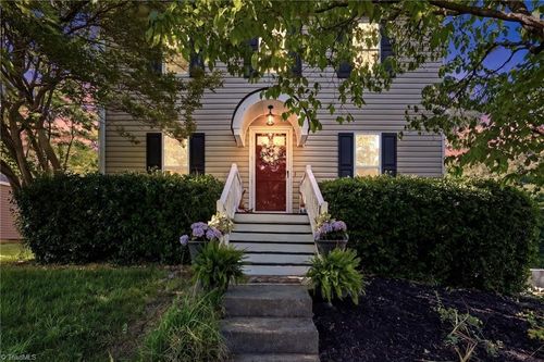 1533 Trinity Garden Cir, Clemmons, NC, 27012-8383 | Card Image