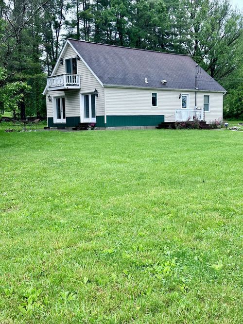 5910 Vore Ridge Rd, Athens, OH, 45701-8905 | Card Image