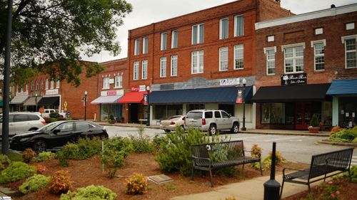 222 City Square, Belton, SC, 29627 | Card Image