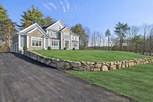 1 Osprey Ct, Rowley, MA, 01969-1328 | Card Image