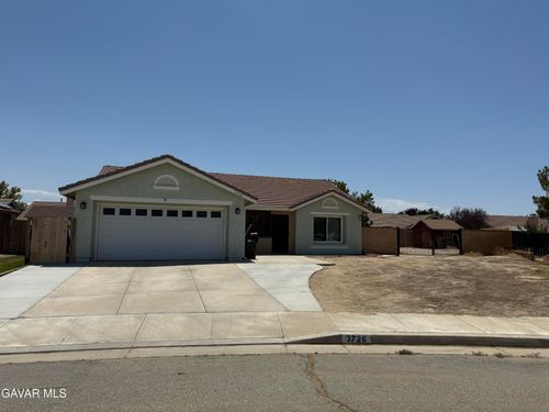 3726 Garnet Ave, Rosamond, CA, 93560-6859 | Card Image