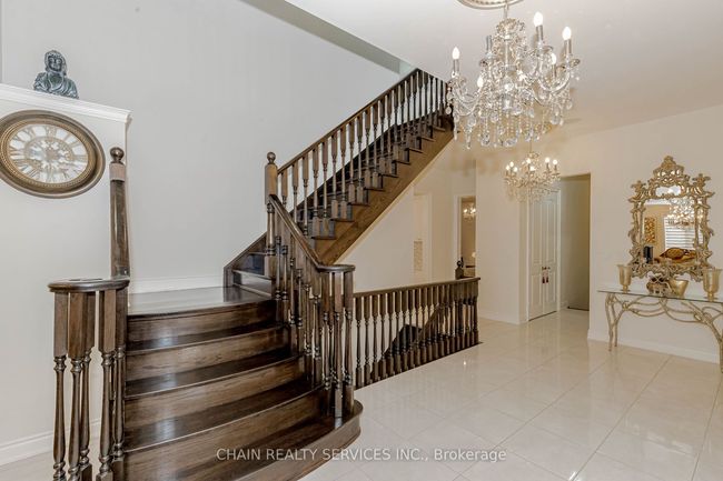 7 Hagerman Rd, House other with 7 bedrooms, 8 bathrooms and 3 parking in Brampton ON | Image 7
