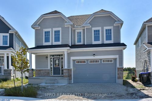 12 Shapira Ave, Wasaga Beach, ON, L9Z0K2 | Card Image