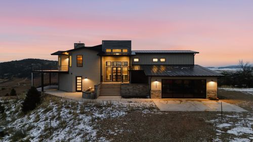 2111 Vantage Cir, Spearfish, SD, 57783-5206 | Card Image