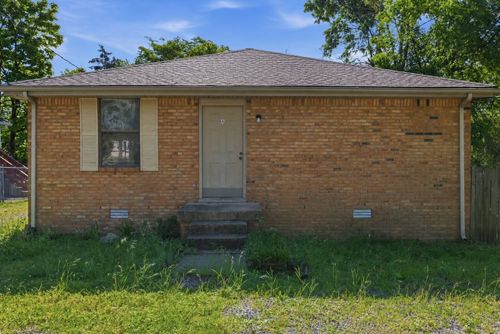 924 Idlewild Dr, Madison, TN, 37115-4921 | Card Image