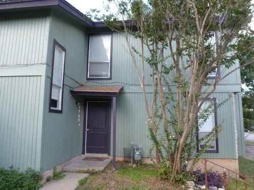 6908 Lovely Ln, Austin, TX, 78744-5706 | Card Image