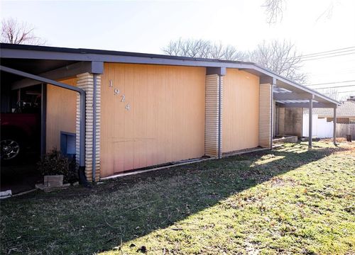 1924 E Woodland Rd, Ponca City, OK, 74604-3535 | Card Image