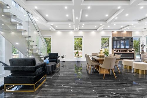 {{alt}} | Card Image