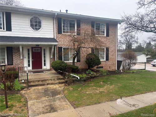 apt-8-237 E Square Lake Rd, Bloomfield Hills, MI, 48302-0691 | Card Image