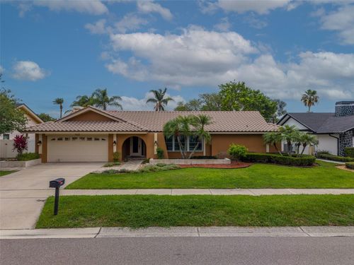 4119 Crosswater Dr, Tampa, FL, 33615-5636 | Card Image