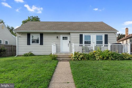 4 Gail Rd, NEW CASTLE, DE, 19720-1710 | Card Image