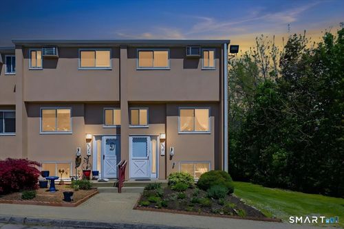 d86-592 Shennecossett Road, Groton, CT, 06340 | Card Image