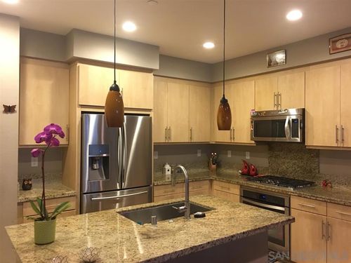 1660 Fairlead Ave, Carlsbad, CA, 92011 | Card Image