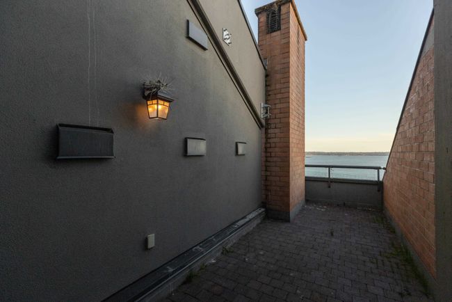 1801 - 1972 Bellevue Avenue, Condo with 3 bedrooms, 3 bathrooms and 7 parking in West Vancouver BC | Image 38