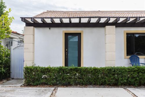 2-4538 Sw 1st St, Coral Gables, FL, 33134-1503 | Card Image