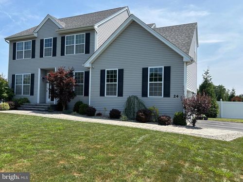 24 Keller Ave, Cookstown, NJ, 08511-1208 | Card Image