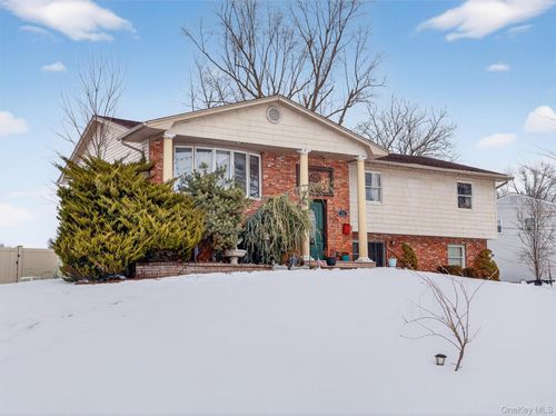 54 Blauvelt Rd, Blauvelt, NY, 10913-1204 | Card Image